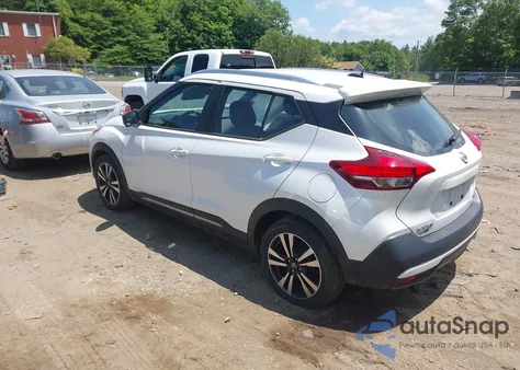 2019 Nissan Kicks Sr from USA, damaged, VIN 3N1CP5CU9KL511445